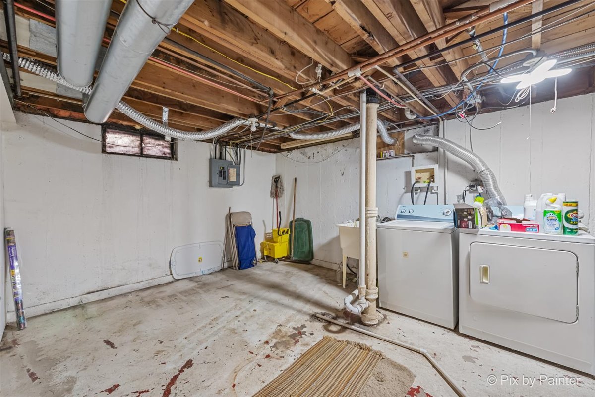 375 South Edison Avenue Elgin, IL 60123 - Photo 28 of 33