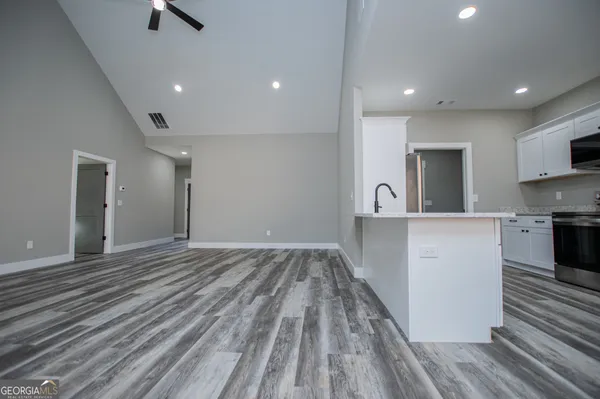 $349,000 | 192 Peninsula Drive, Wedowee, AL 36278