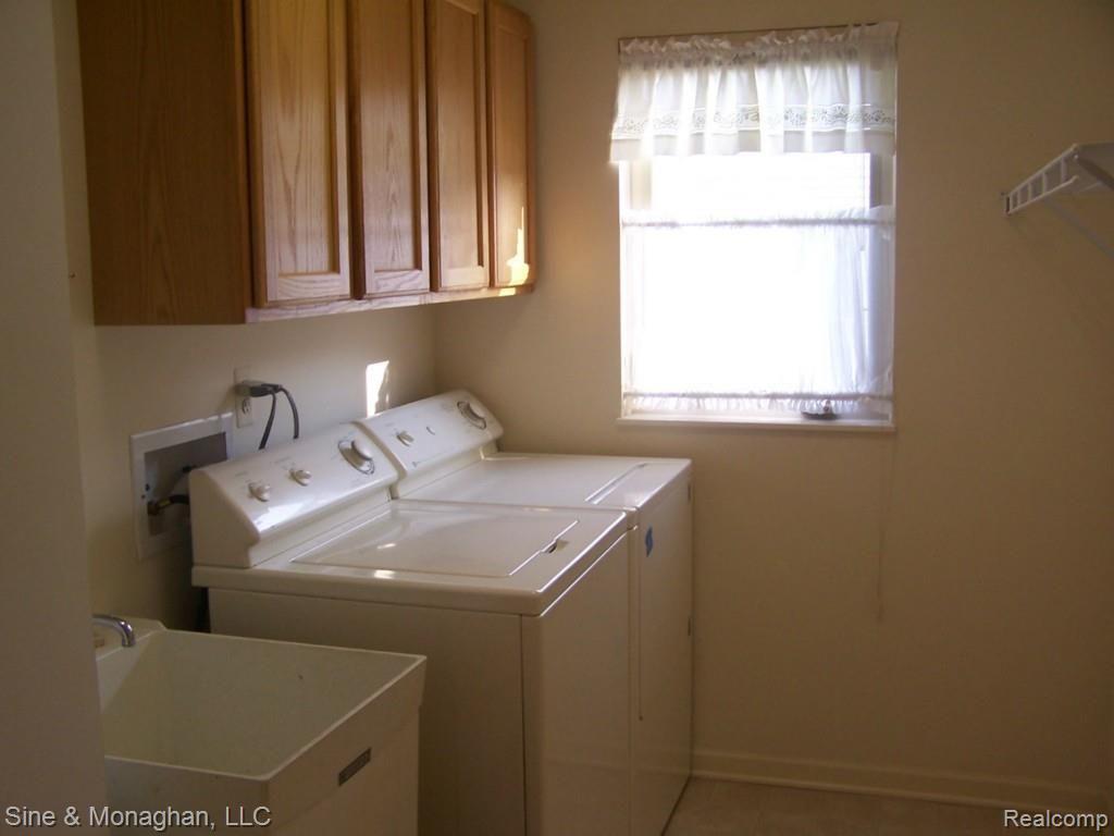 1450 River Road, Unit 13 St. Clair, MI 48079 - Photo 10 of 15 100_2269.jpg