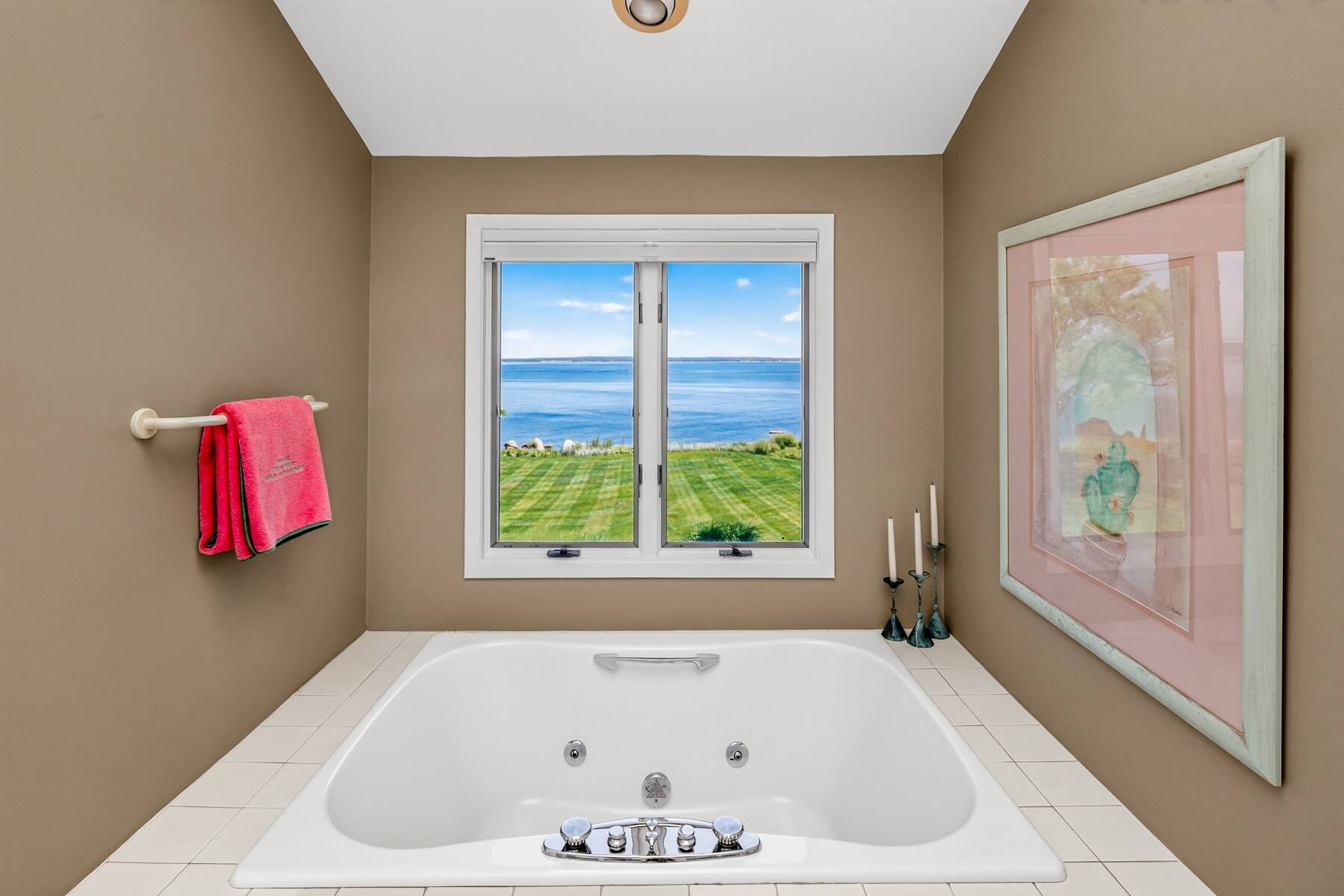 229 Kings Point Road East Hampton, NY 11937 - Photo 16 of 28 Gallery Image 16