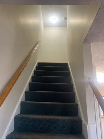 $2,800 | 32 Jennifer Lane, Unit 2, Peabody, MA 01960