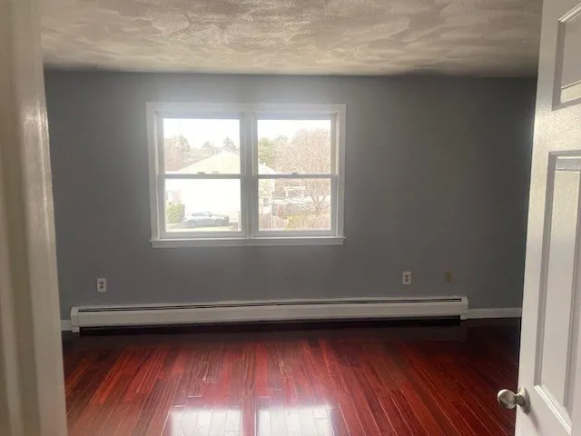 $2,800 | 32 Jennifer Lane, Unit 2, Peabody, MA 01960