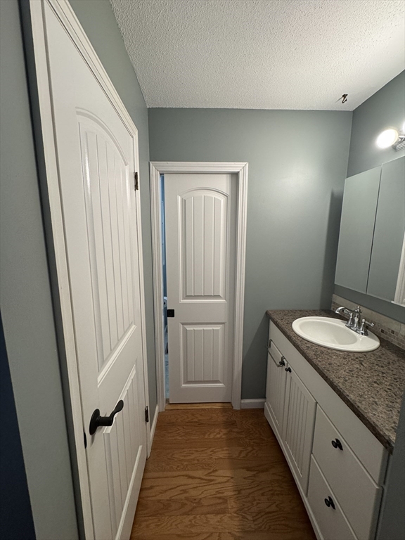 324 Russell Road, Unit 101 Westfield, MA 01085 - Photo 12 of 15 Gallery Image 12