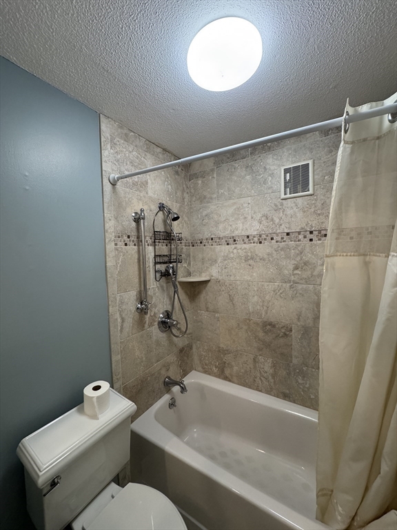 324 Russell Road, Unit 101 Westfield, MA 01085 - Photo 14 of 15 Gallery Image 14