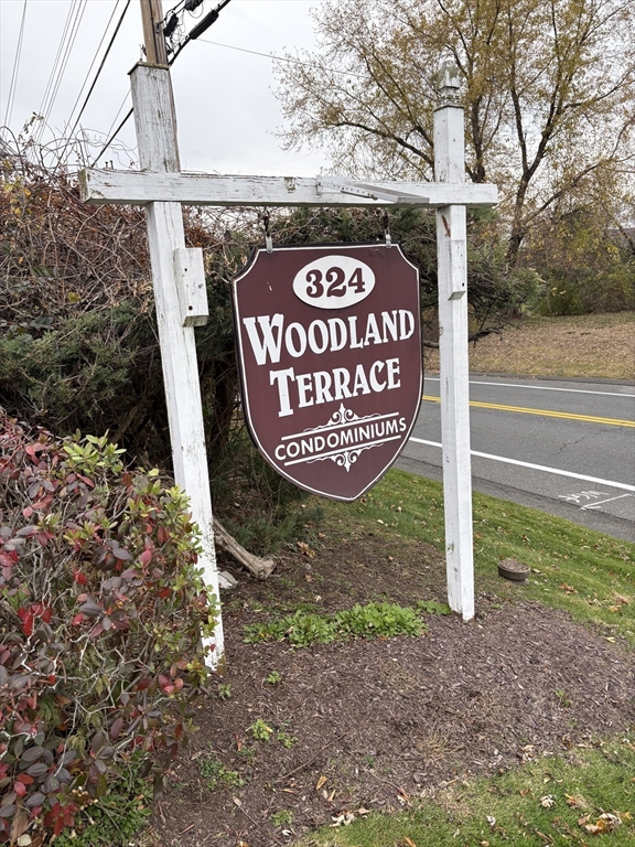 324 Russell Road, Unit 101 Westfield, MA 01085 - Photo 2 of 15 Gallery Image 2