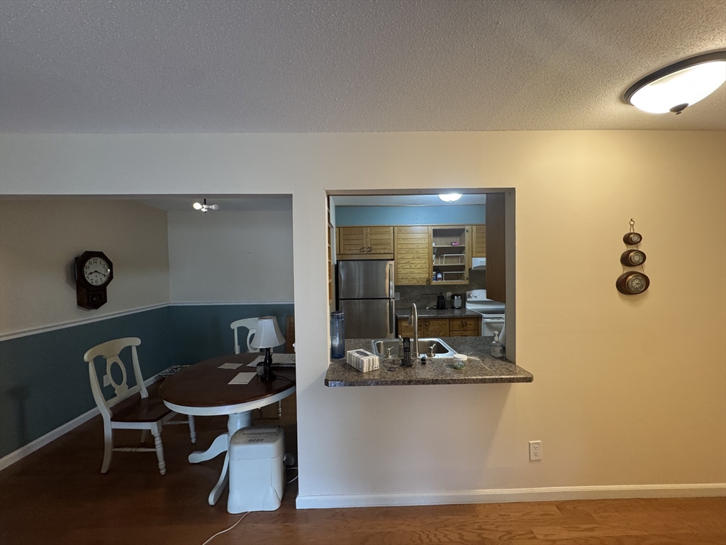 324 Russell Road, Unit 101 Westfield, MA 01085 - Photo 9 of 15 Gallery Image 9