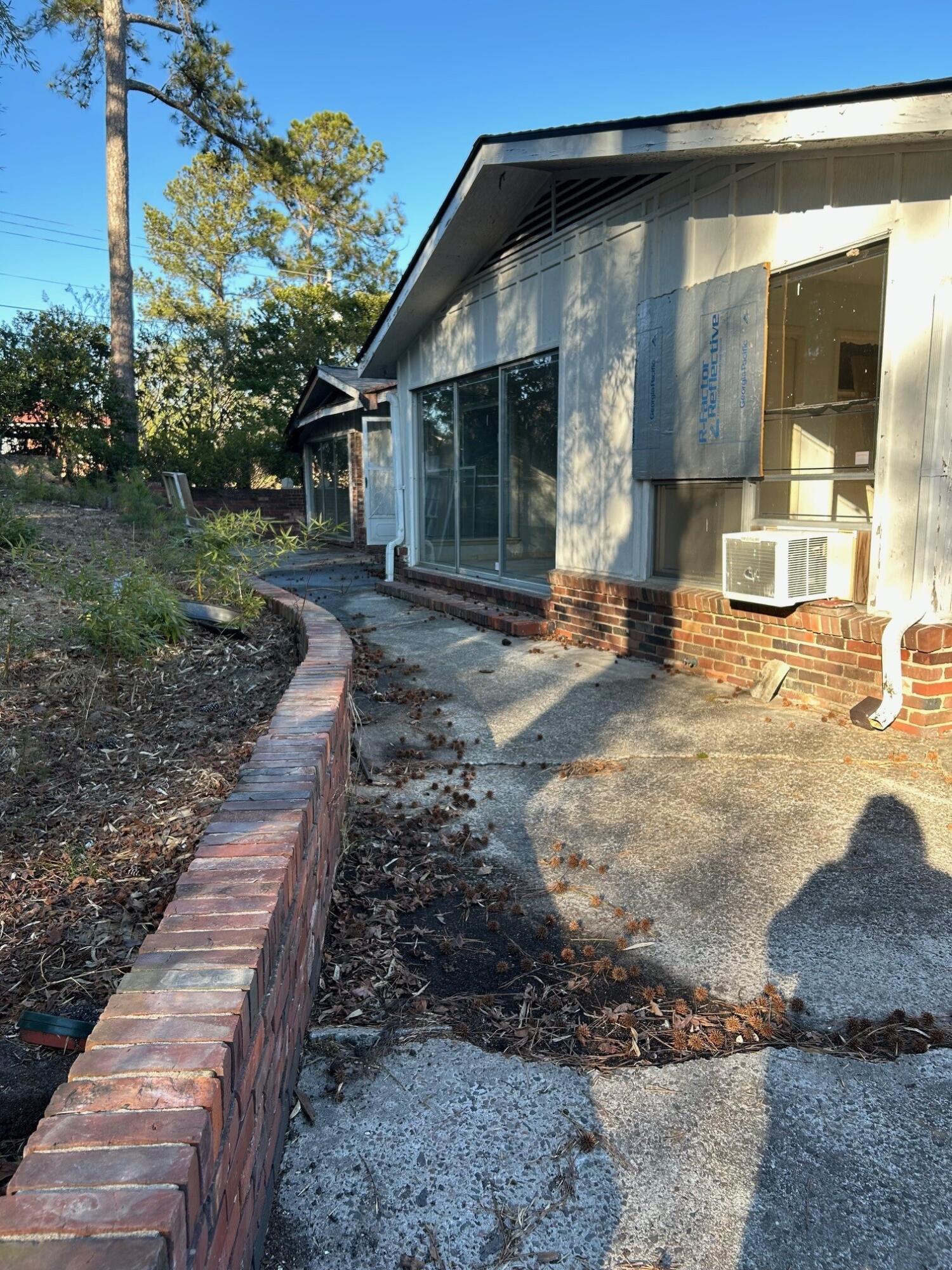 601 Wellesley Drive Augusta, GA 30909 - Photo 3 of 16 2