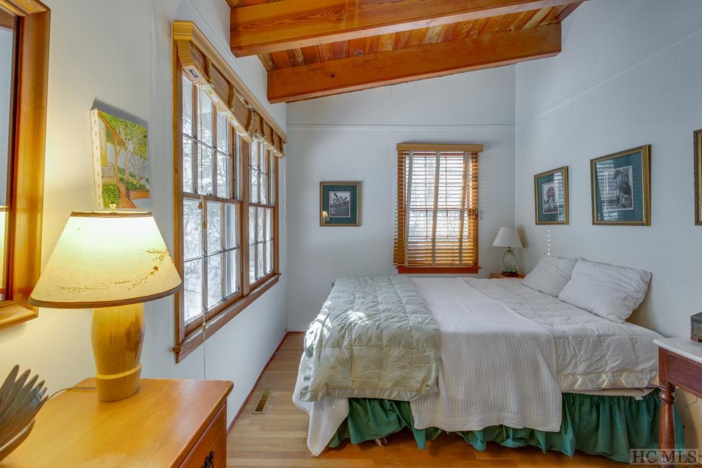 805 Cobb Road Highlands, NC 28741 - Photo 31 of 40 Gallery Image 31