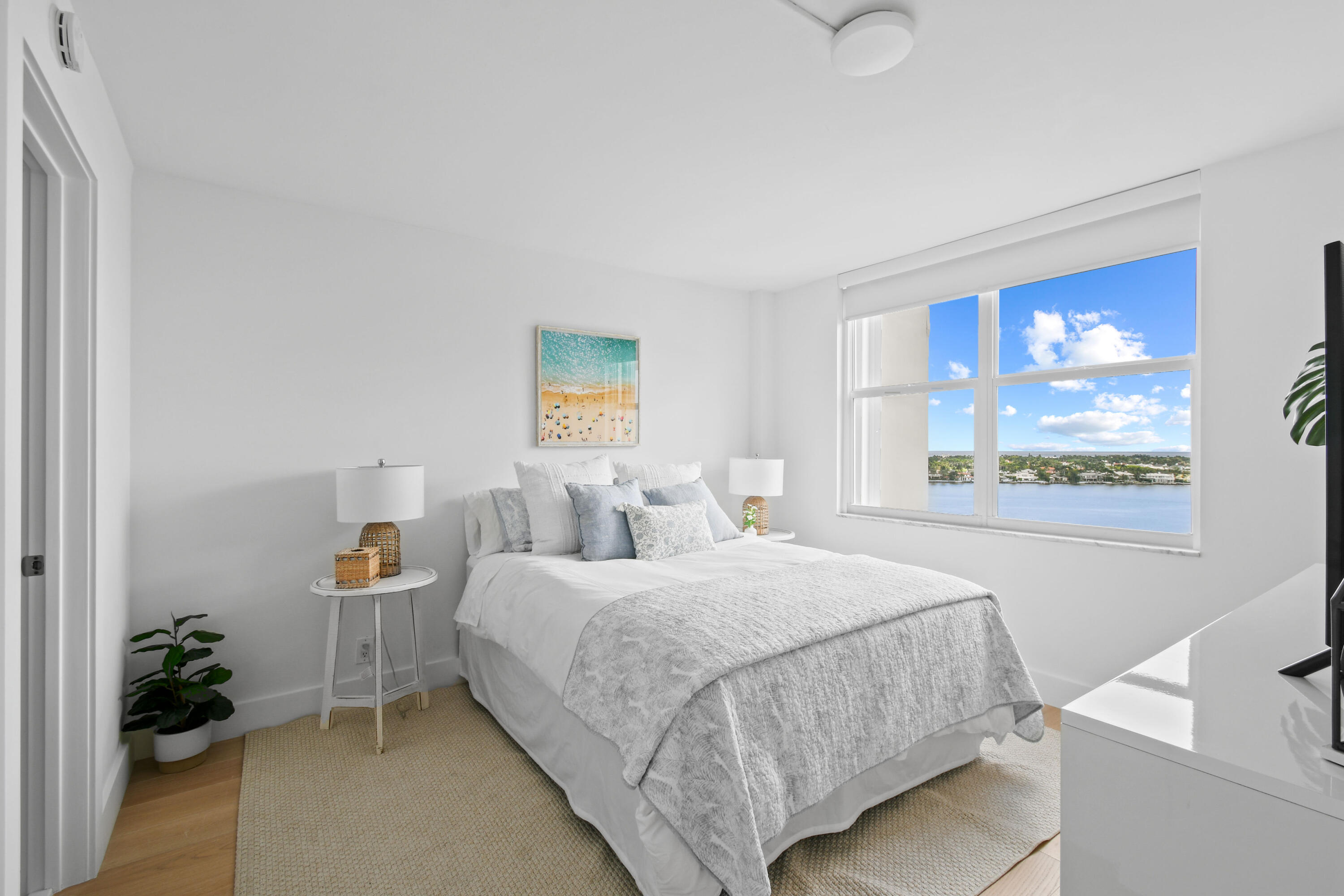 1701 South Flagler Drive, Unit 1405 West Palm Beach, FL 33401 - Photo 21 of 36 1701SFlaglerDr#1405-Nov25(26)