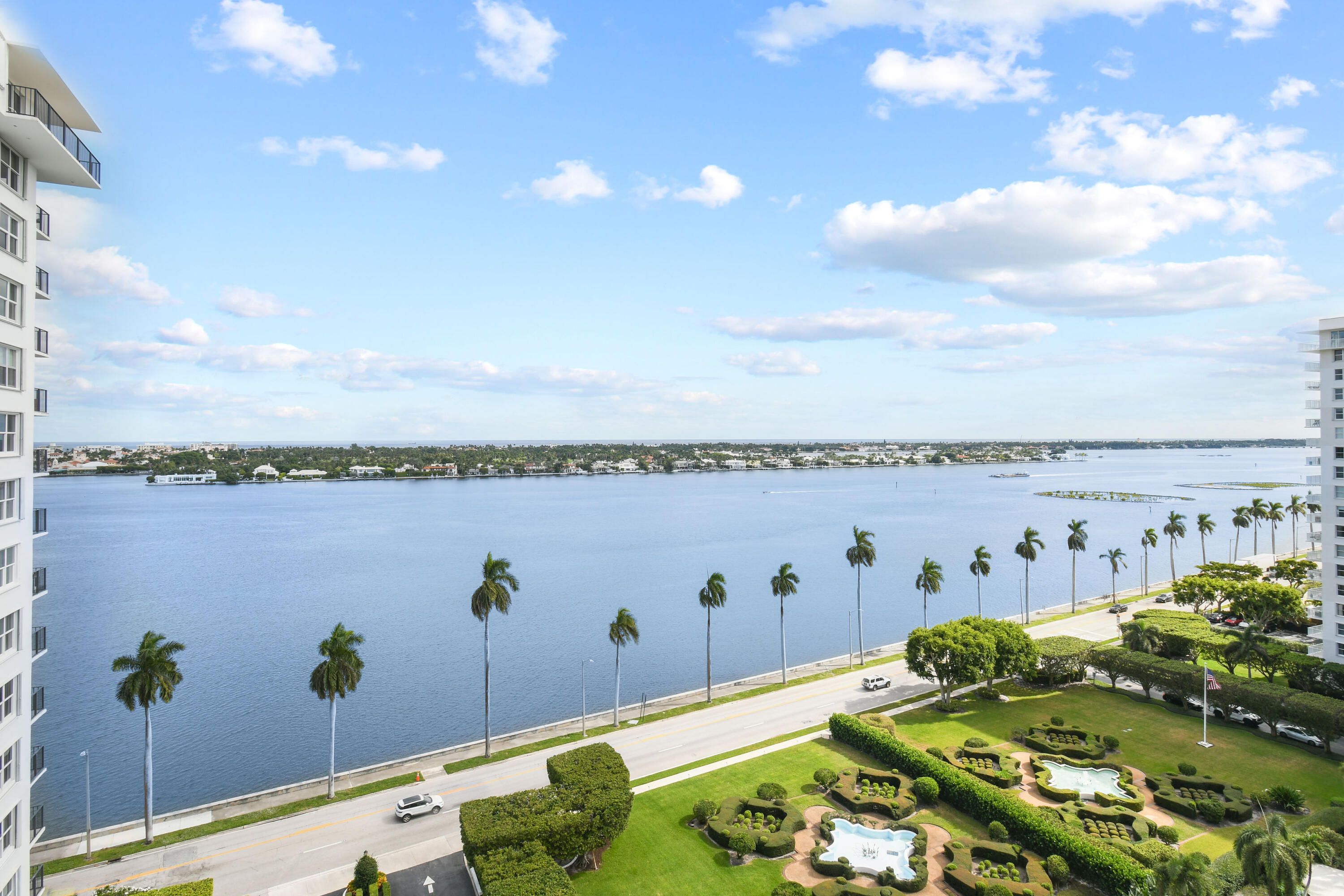 1701 South Flagler Drive, Unit 1405 West Palm Beach, FL 33401 - Photo 31 of 36 1701SFlaglerDr#1405-Nov25(35)