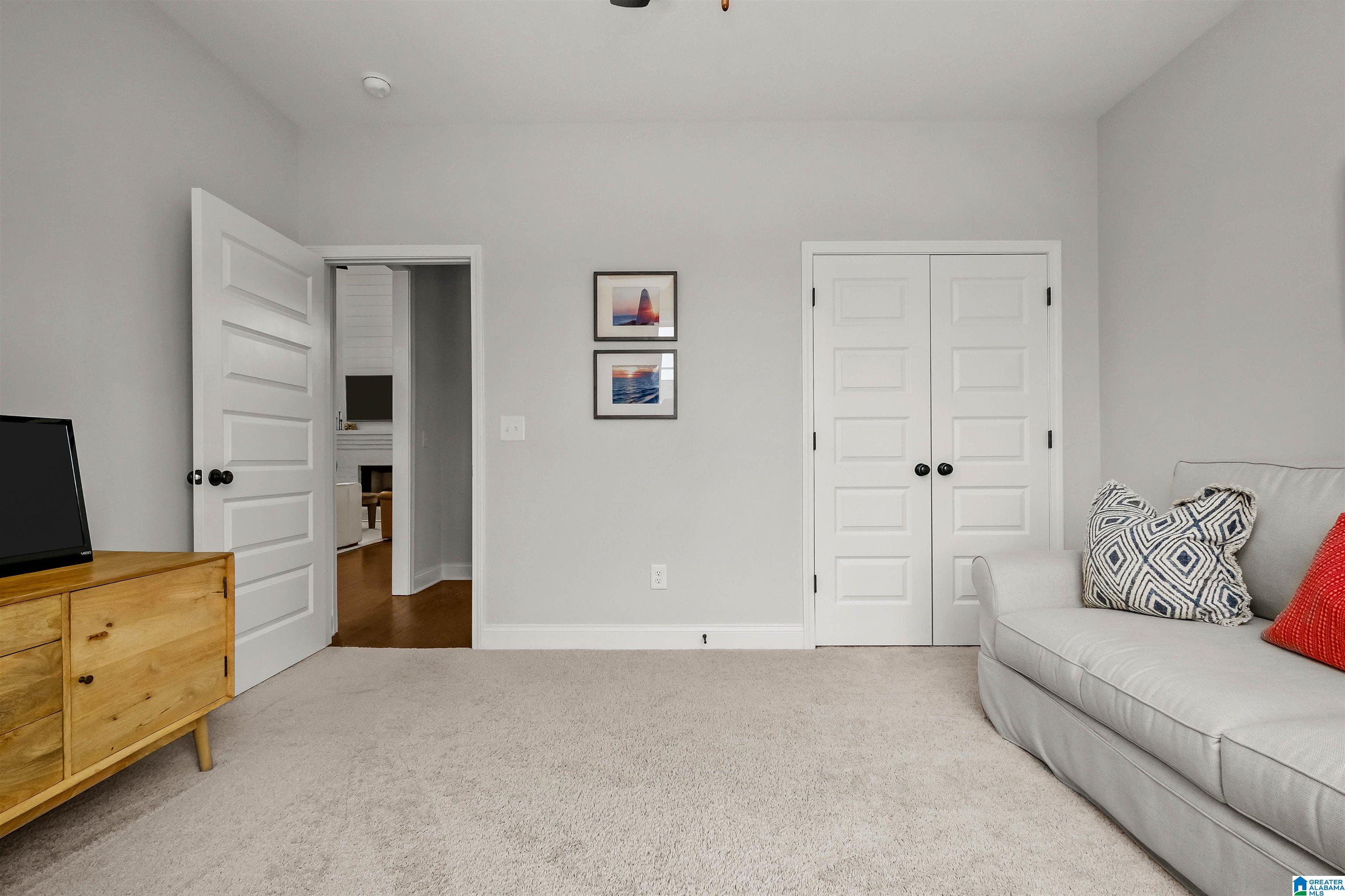 208 Mayfair Park Alabaster, AL 35114 - Photo 25 of 54