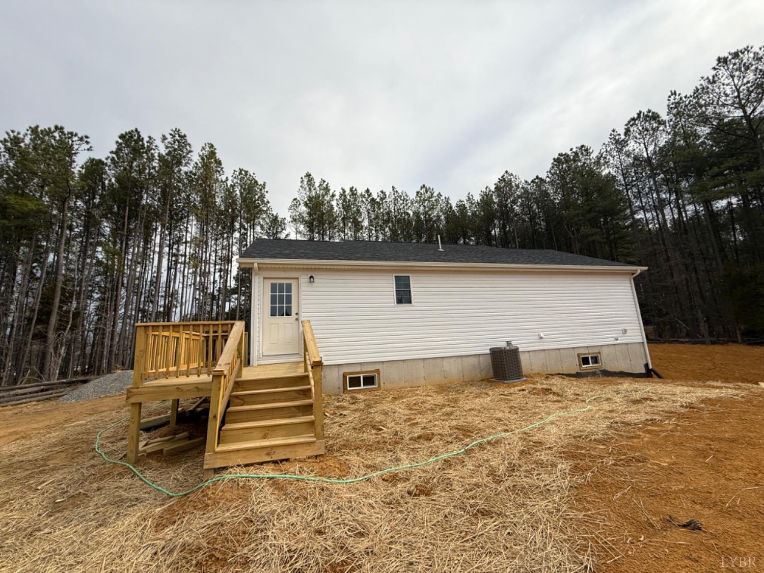 4103 Hog Wallow Road Nathalie, VA 24577 - Photo 18 of 20 a view of a terrace