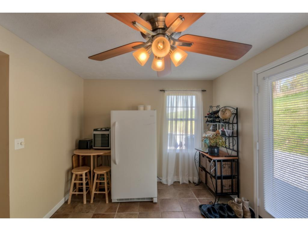 469 Copper Ridge Road Thorn Hill, TN 37881 - Photo 12 of 36 Photo 12