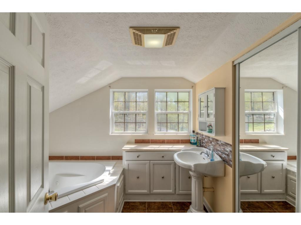 469 Copper Ridge Road Thorn Hill, TN 37881 - Photo 22 of 36 Photo 22