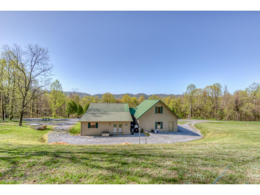 469 Copper Ridge Road Thorn Hill, TN 37881 - Photo 31 of 36 Photo 31