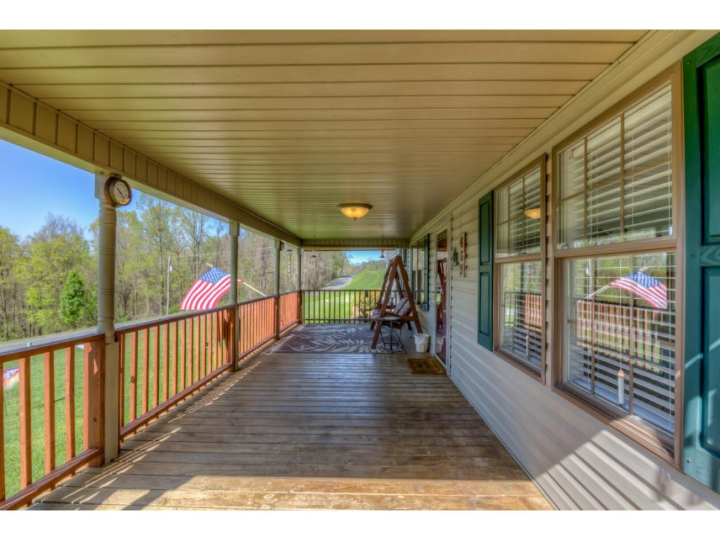 469 Copper Ridge Road Thorn Hill, TN 37881 - Photo 4 of 36 Photo 4