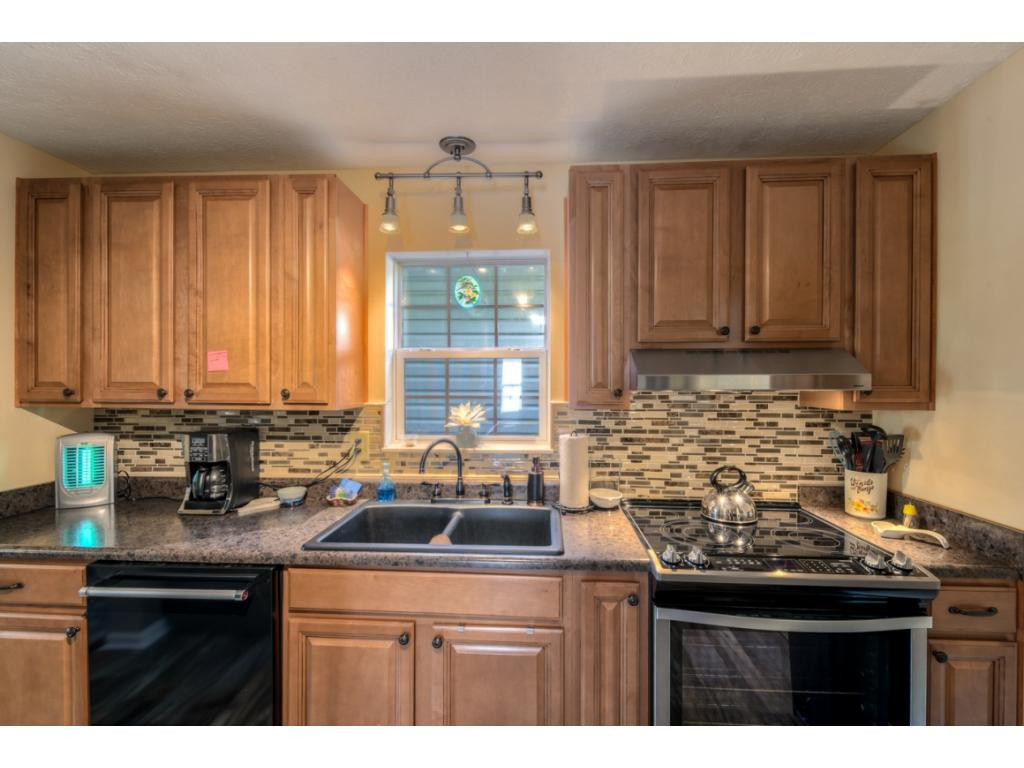 469 Copper Ridge Road Thorn Hill, TN 37881 - Photo 10 of 36 Photo 10