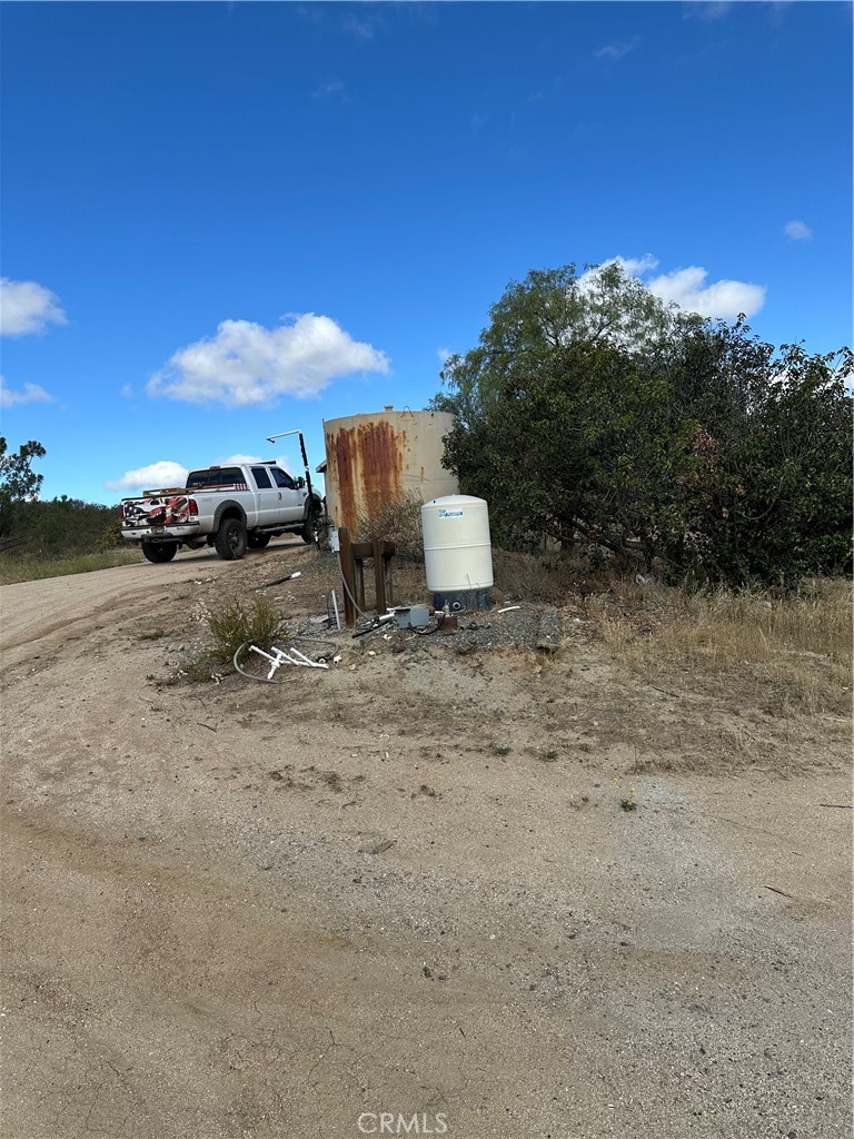 43043 Ardia Road Hemet, CA 92544 - Photo 43 of 53 Well, storage tank.