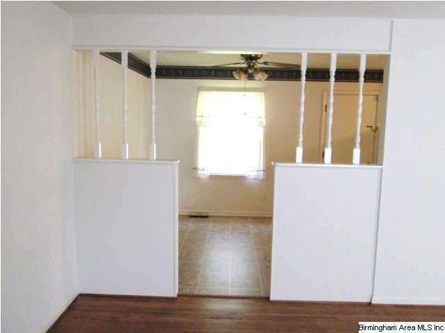 924 Hagwood Road Birmingham, AL 35235 - Photo 10 of 28
