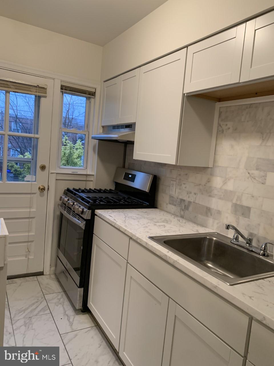8324 Edgedale Road Parkville, MD 21234 - Photo 8 of 25