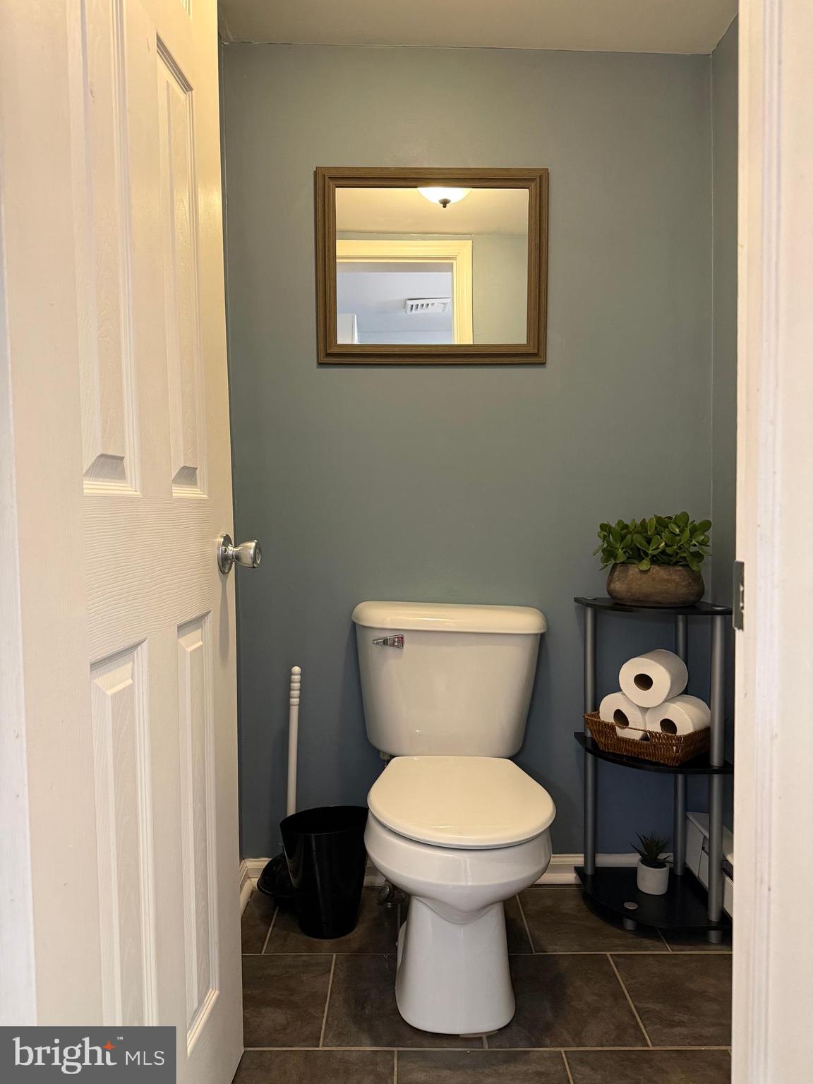 2722 Ash Street Philadelphia, PA 19137 - Photo 20 of 44 1st Fl Powder Room