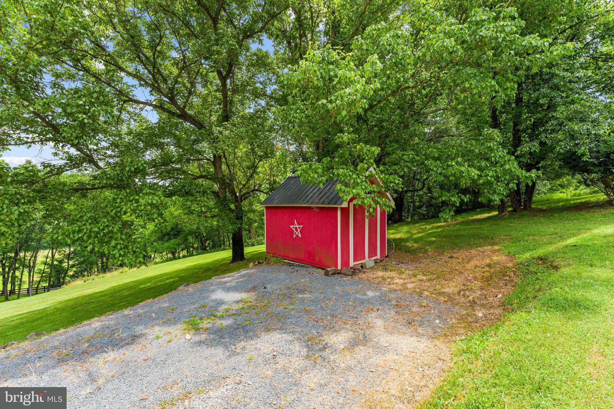 19725 Woodtrail Road Round Hill, VA 20141 - Photo 93 of 93