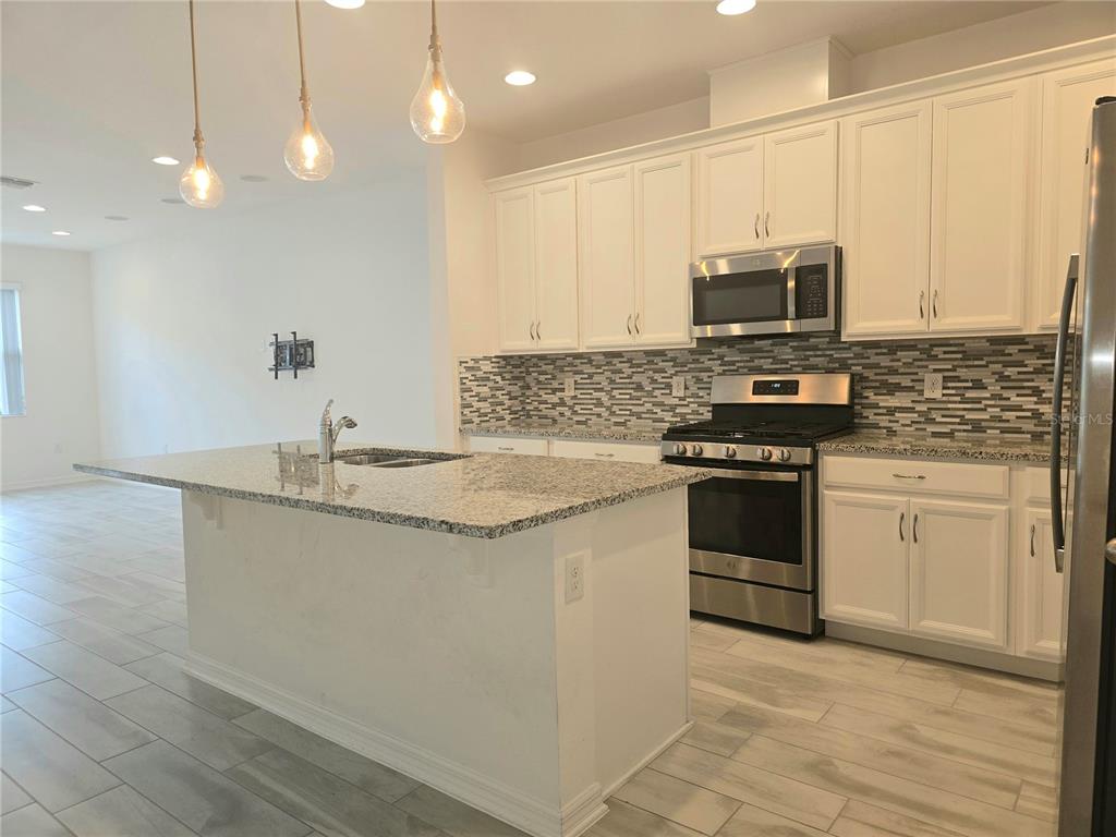 352 Rustic Loop Sanford, FL 32771 - Photo 6 of 28