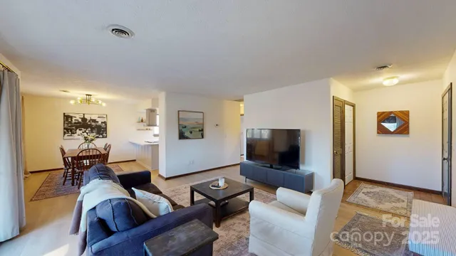 $229,999 | 50 Maxine Lane, Unit 104, Hendersonville, NC 28739