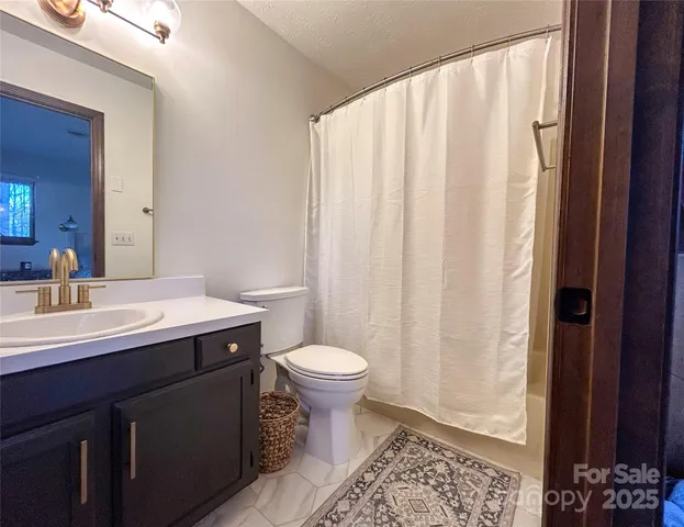 $229,999 | 50 Maxine Lane, Unit 104, Hendersonville, NC 28739