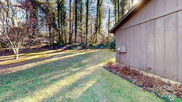 $229,999 | 50 Maxine Lane, Unit 104, Hendersonville, NC 28739