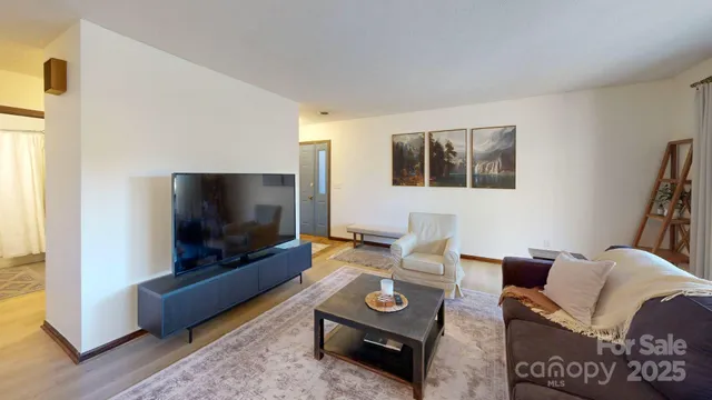 $229,999 | 50 Maxine Lane, Unit 104, Hendersonville, NC 28739