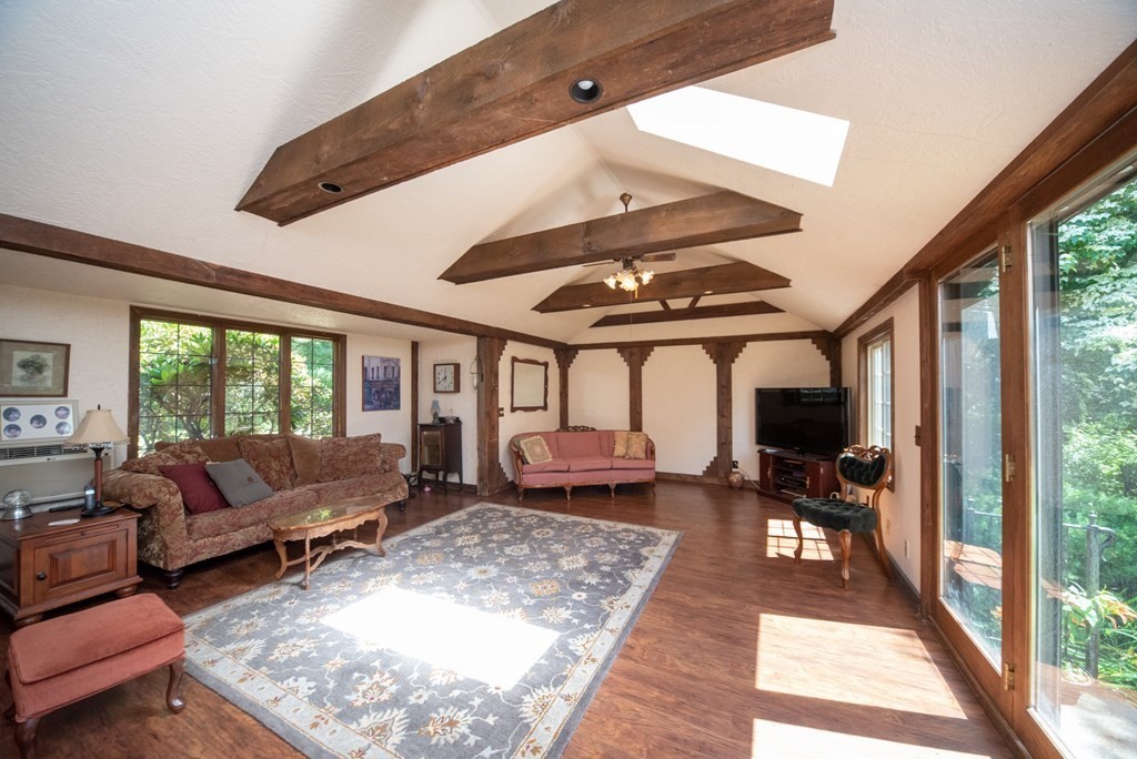 36 Edgewood Road Southborough, MA 01772 - Photo 11 of 20