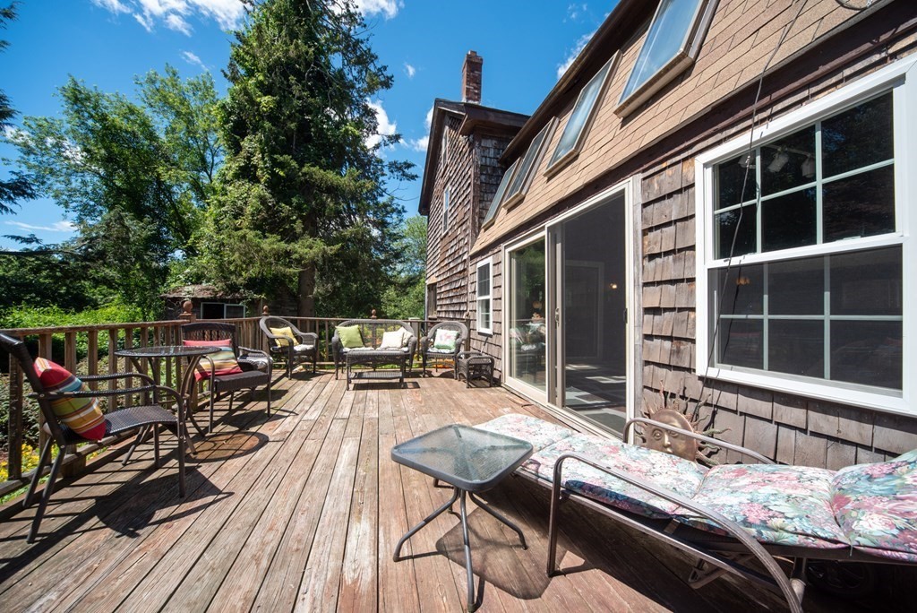 36 Edgewood Road Southborough, MA 01772 - Photo 18 of 20