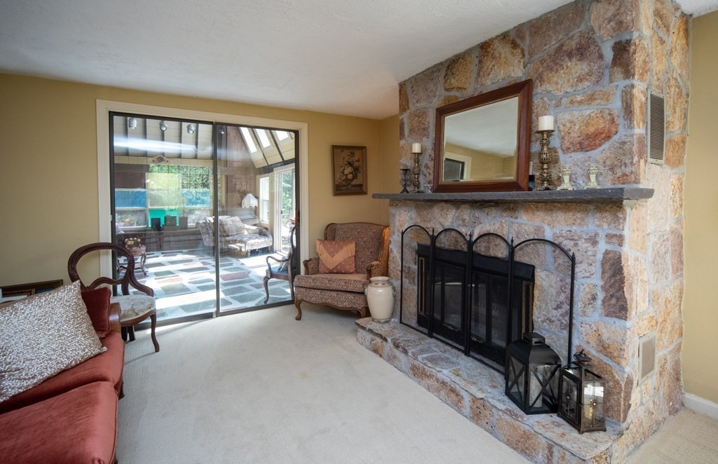 36 Edgewood Road Southborough, MA 01772 - Photo 9 of 20
