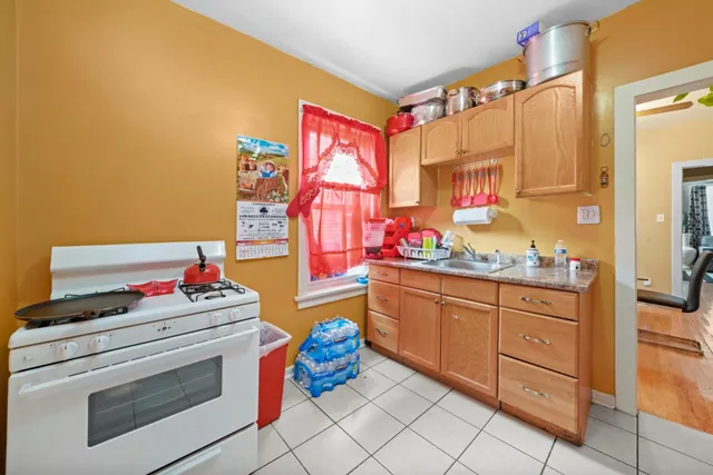 $489,000 | 1625 North McVicker Avenue, Chicago, IL 60639