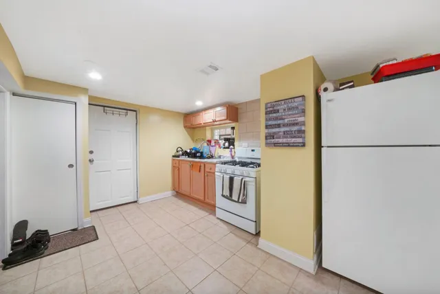 $489,000 | 1625 North McVicker Avenue, Chicago, IL 60639