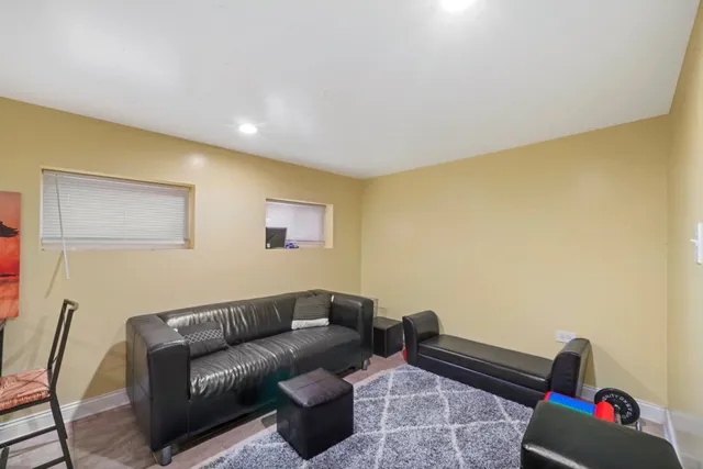 $489,000 | 1625 North McVicker Avenue, Chicago, IL 60639