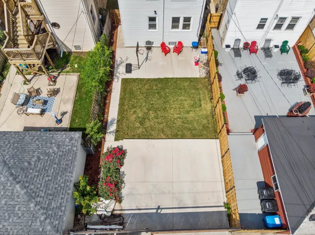 $489,000 | 1625 North McVicker Avenue, Chicago, IL 60639