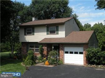 19 Mauger Road Elverson, PA 19520 - Photo 1 of 12 Exterior Front