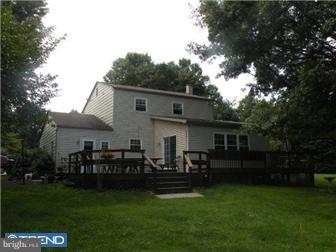 19 Mauger Road Elverson, PA 19520 - Photo 6 of 12 Exterior Back