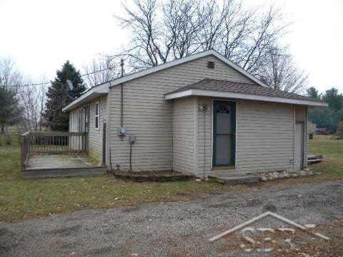 5543 Murphy Lake Road Millington, MI 48746 - Photo 5 of 12 20062600-4.JPG
