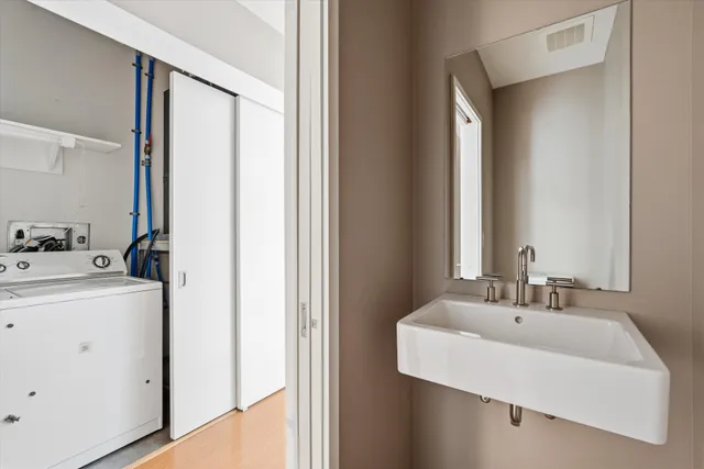 $4,250 | 700 12th Avenue South, Unit 1509, Nashville, TN 37203