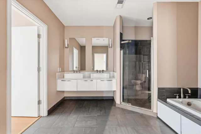 $4,250 | 700 12th Avenue South, Unit 1509, Nashville, TN 37203