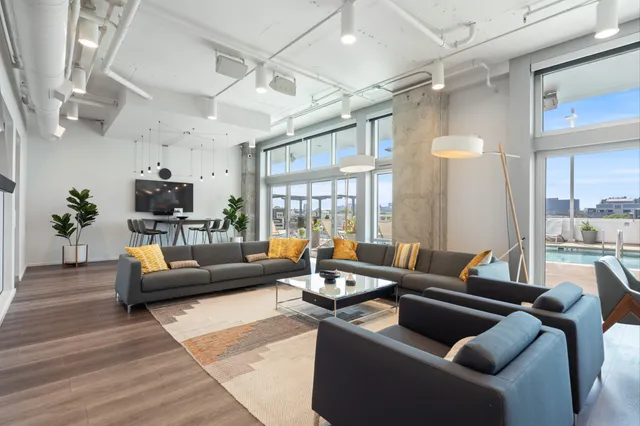 $4,250 | 700 12th Avenue South, Unit 1509, Nashville, TN 37203