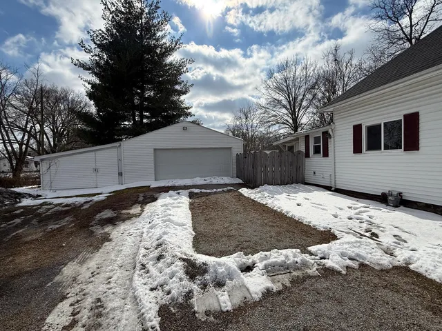 $114,900 | 1003 Warren Avenue, Mount Vernon, IL 62864