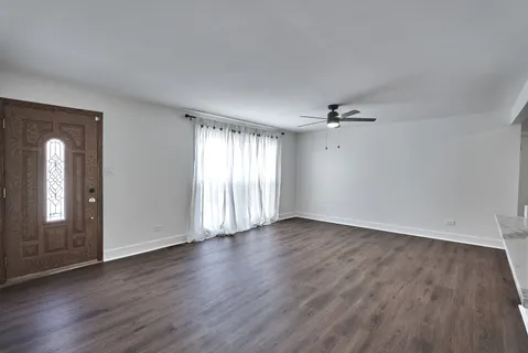 $149,000 | 20112 Oak Lane, Unit 1, Lynwood, IL 60411