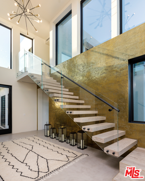 5944 Filaree Heights Road Malibu, CA 90265 - Photo 5 of 33 a view of entryway and hall