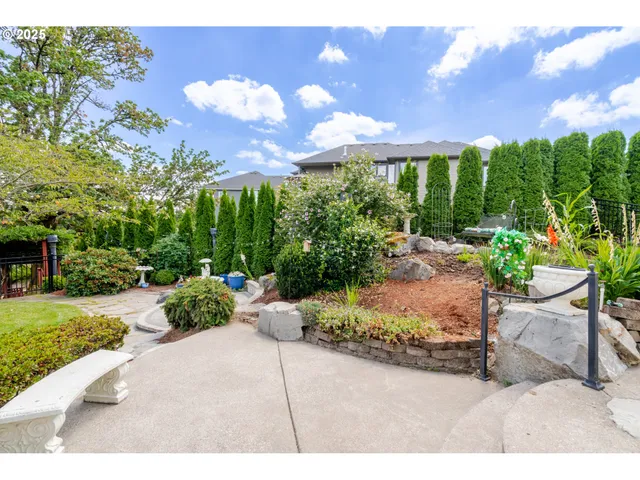 $1,078,000 | 1904 Northwest Eagles Ridge Lane, Albany, OR 97321