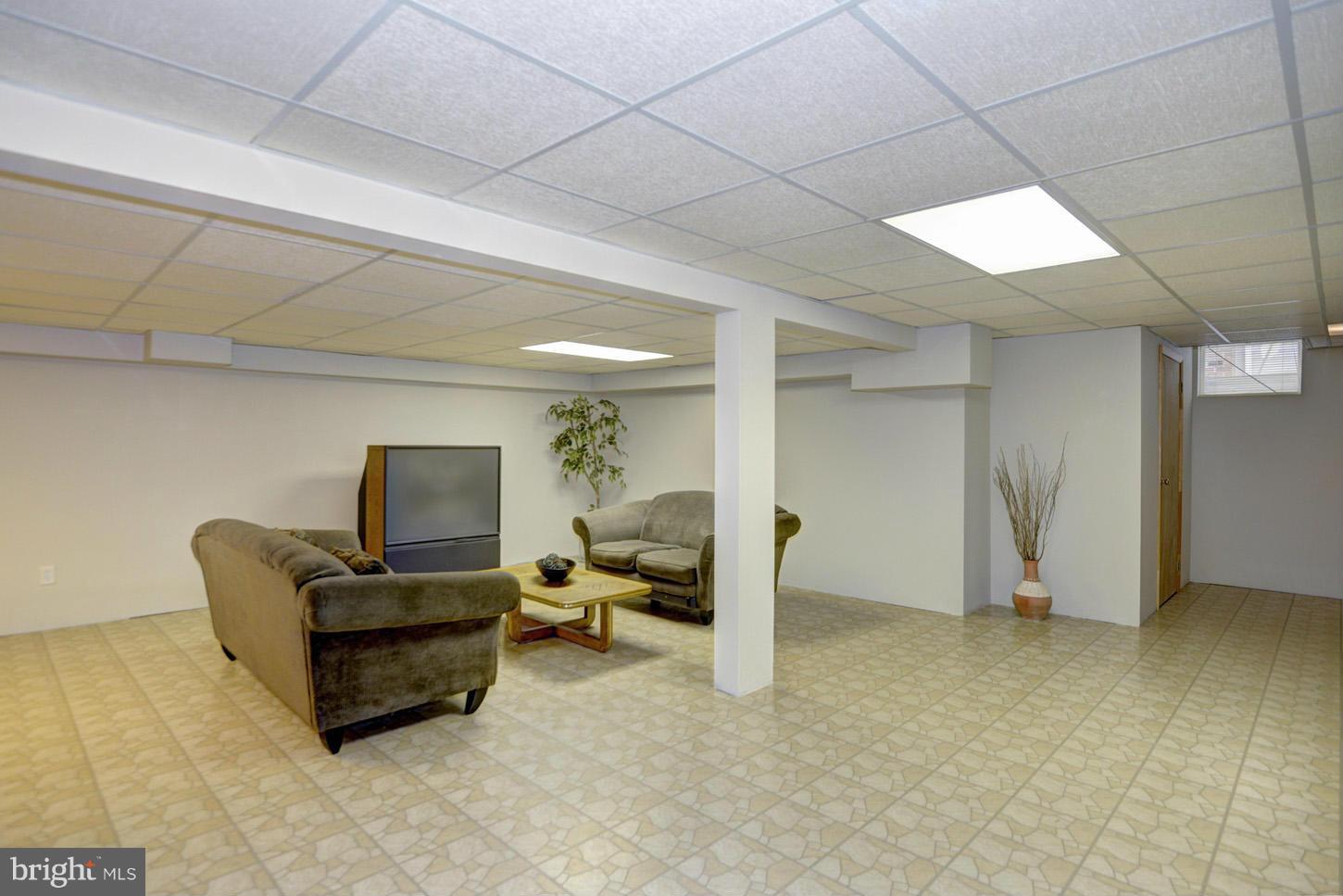 8565 Davis Road Columbia, MD 21045 - Photo 20 of 29 Recreation Room