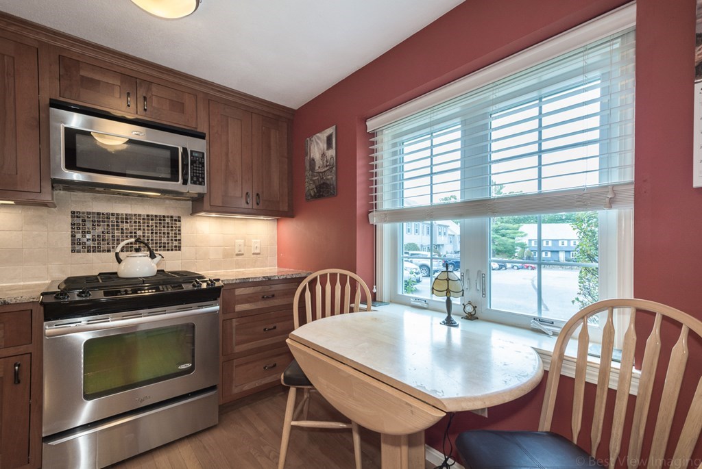 6 Oak Ridge Drive, Unit 3 Maynard, MA 01754 - Photo 3 of 39